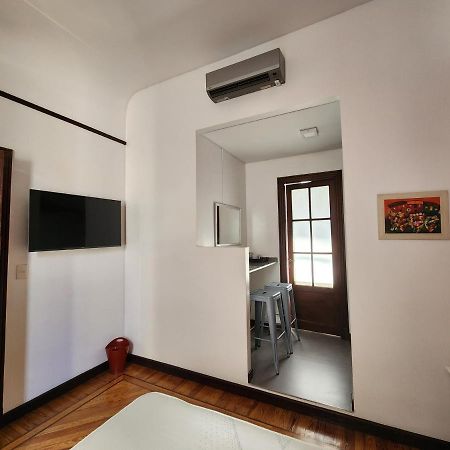 Habitaciones En Suite Balcarce Буэнос-Айрес Экстерьер фото