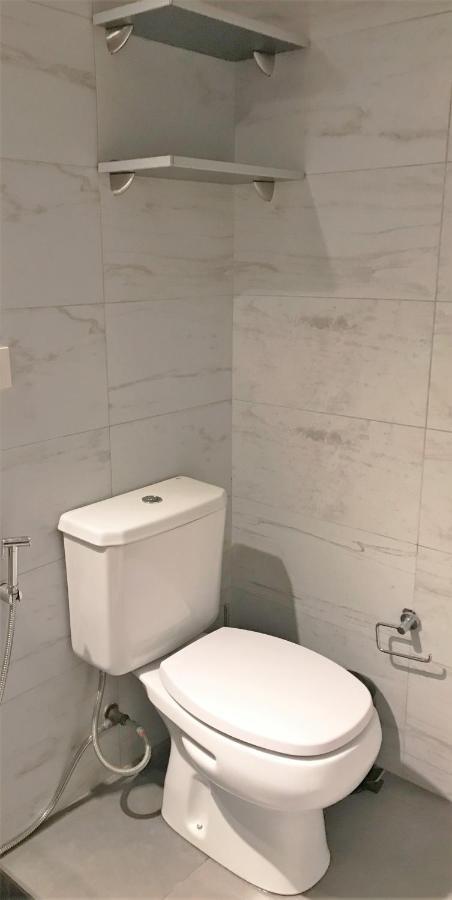 Habitaciones En Suite Balcarce Буэнос-Айрес Экстерьер фото