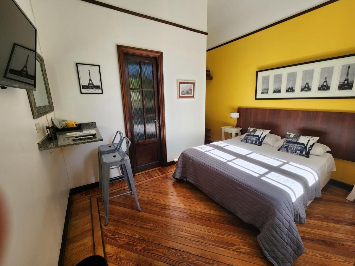 Habitaciones En Suite Balcarce Буэнос-Айрес Экстерьер фото